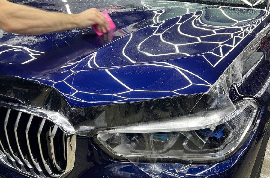 Оклейка полиуретановой пленкой в Москве